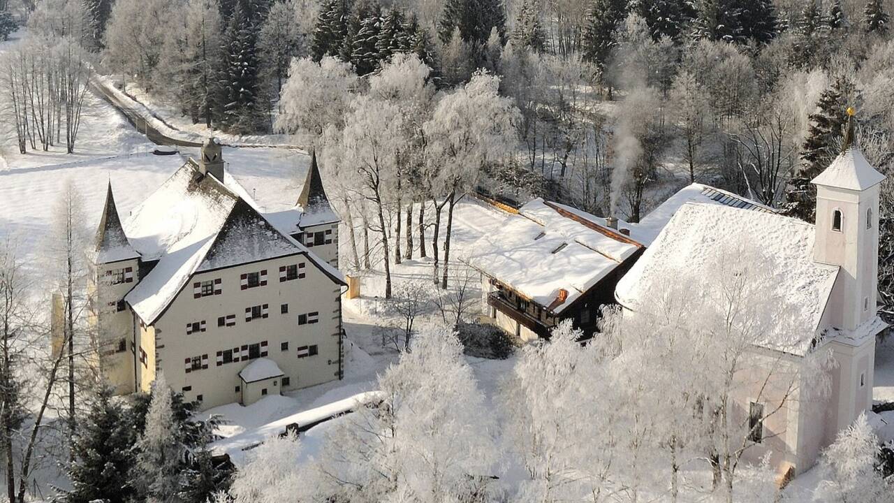 Schloss Prielau kann auch im Winter ein einzigartiges Ambiente bieten.  