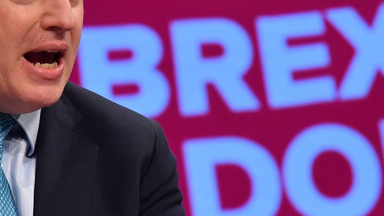 Premierminister Boris Johnson will wie seine Vorgängerin Theresa May nur die Rosinen aus dem Kuchen. Premierminister Boris Johnson will wie seine Vorgängerin Theresa May nur die Rosinen aus dem Kuchen.