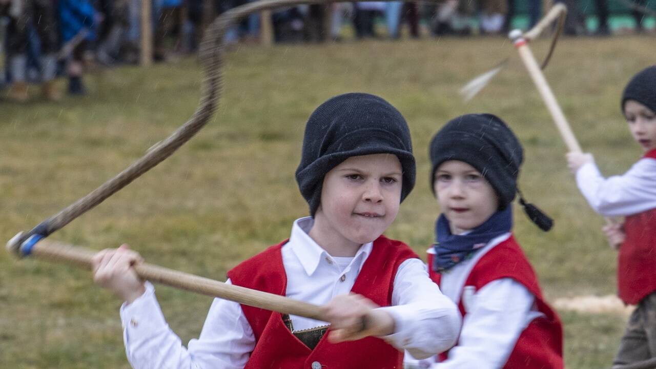 Maximilian und Julian bewiesen ihr Schnalzergeschick. 