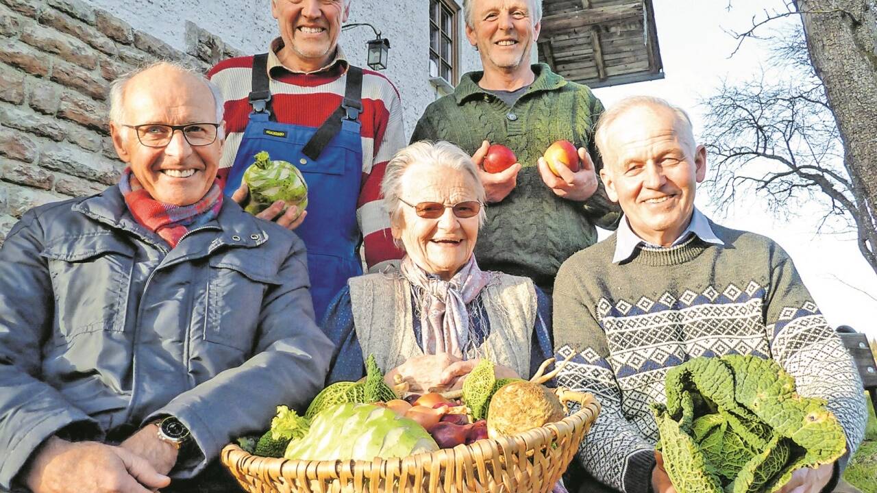 Sie gaben den Anstoß zur Gründung des ersten Biobauernvereins: Leopold Prenninger, Otto Forsthuber, Elfriede Forsthuber, Michael Haitzmann und Hans Frauenlob.  