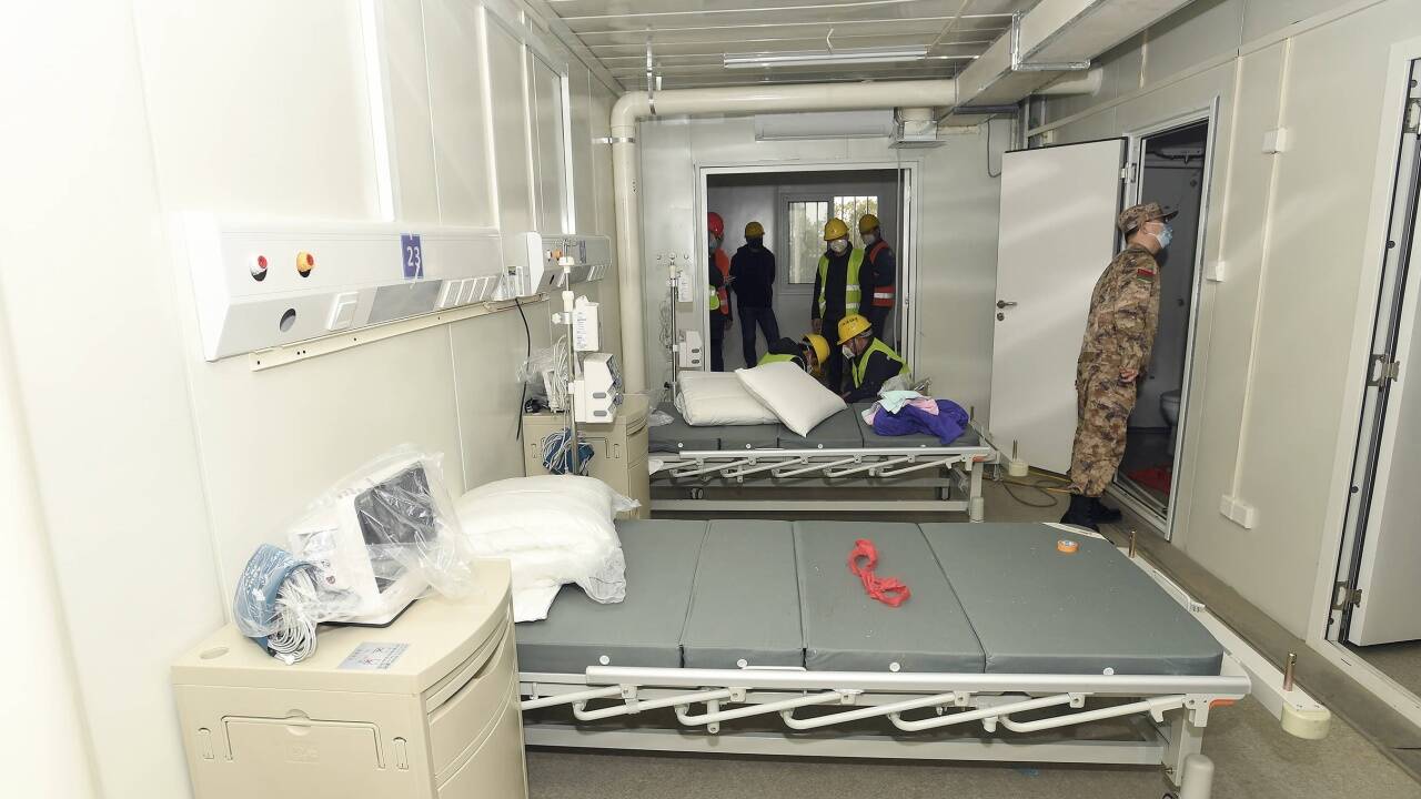 So sieht die Klinik in Wuhan von Innen aus. So sieht die Klinik in Wuhan von Innen aus.