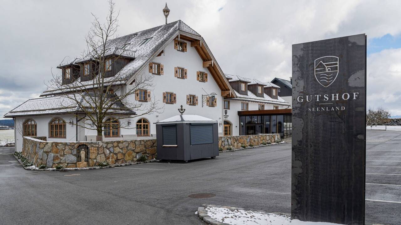 Noch ist der Gutshof Seenland in Seekirchen im Dornröschenschlaf. Doch die Politik will ihn nun wach küssen. 