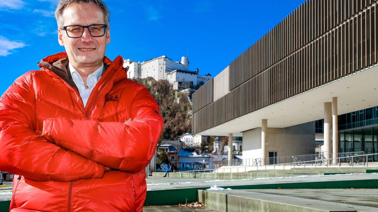 Der Vizerektor für Lehre, Martin Weichbold, will die Studierenden zum Ablegen von mehr Prüfungen bringen. 