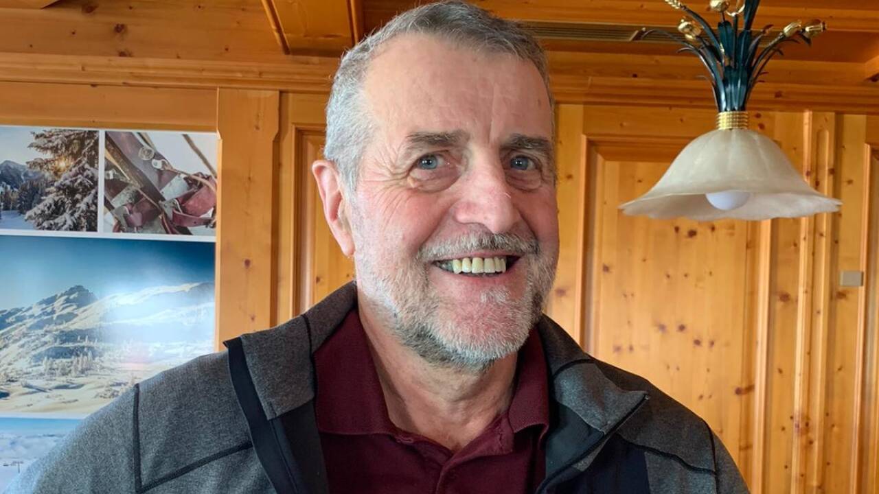 Hüttenwirt der Birkhahnalm ist Berthold Gappmaier. 