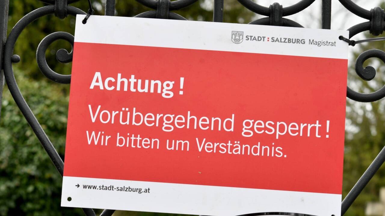 Wegen des Sturmtiefs 'Sabine' wurde der Kommunalfriedhof in Salzburg am Montag, 10. Februar 2020, gesperrt.  