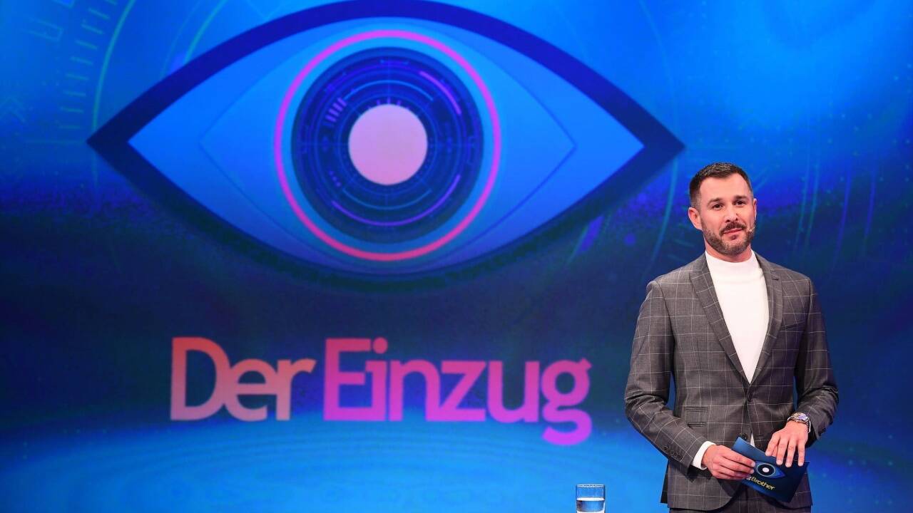 Moderator Jochen Schropp Montagabend beim Auftakt zu Big Brother auf Sat.1 Moderator Jochen Schropp Montagabend beim Auftakt zu Big Brother auf Sat.1