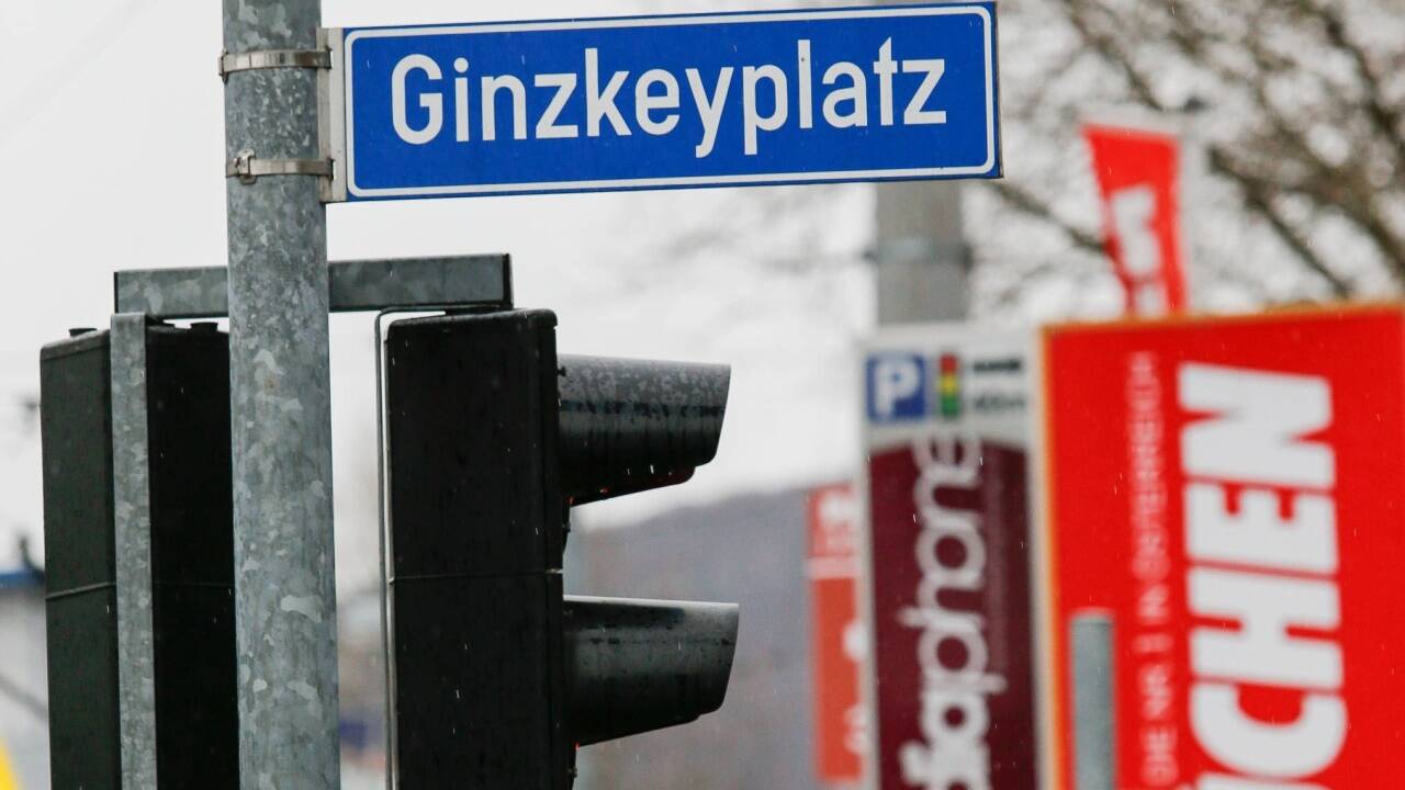 Seit 1968 gibt es den Ginzkeyplatz im Süden.  