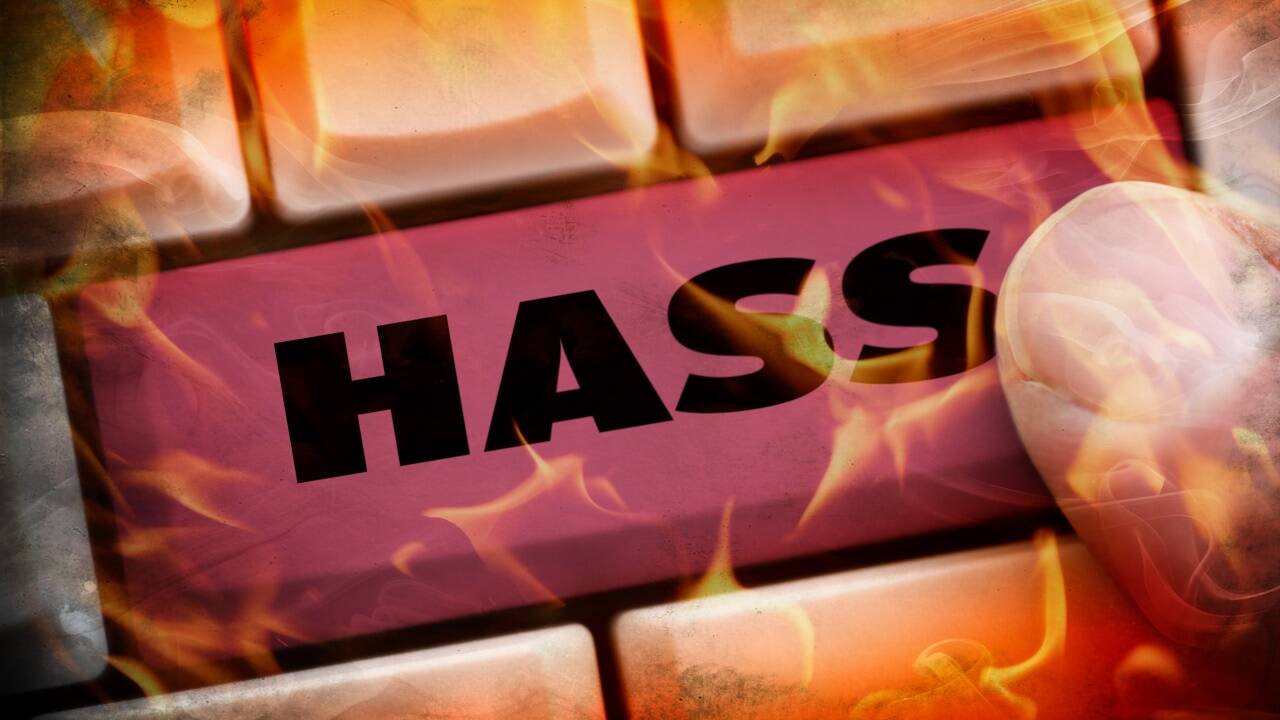 Fremden- und Frauenhass liegen oftmals nah beieinander.  Fremden- und Frauenhass liegen oftmals nah beieinander.