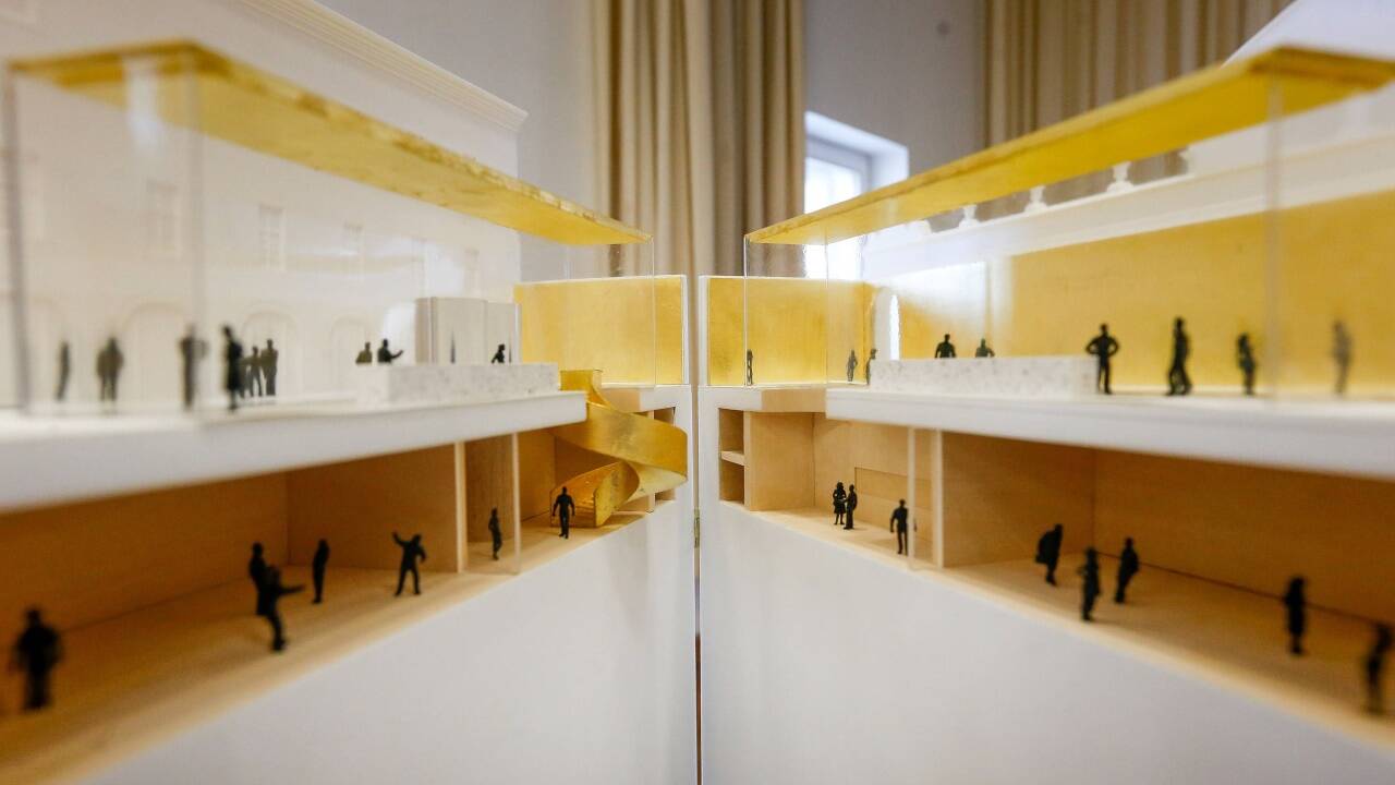 So sieht das Modell von innen aus - und zeigt auch das Kellergeschoß samt Veranstaltungsraum.  