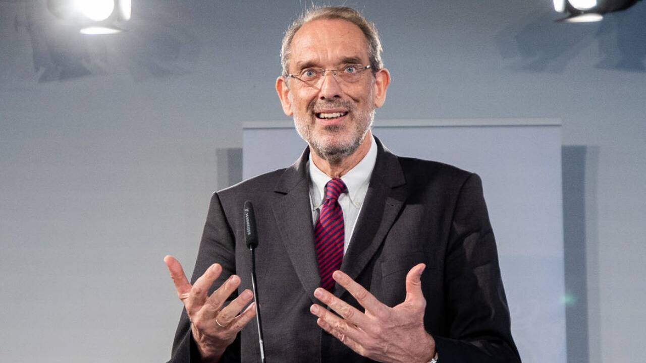 "Die generelle Einrichtung eines Gegenstandes Ethik ist derzeit nicht geplant.", Heinz Faßmann, Bildungsminister. 'Die generelle Einrichtung eines Gegenstandes Ethik ist derzeit nicht geplant.', Heinz Faßmann, Bildungsminister.