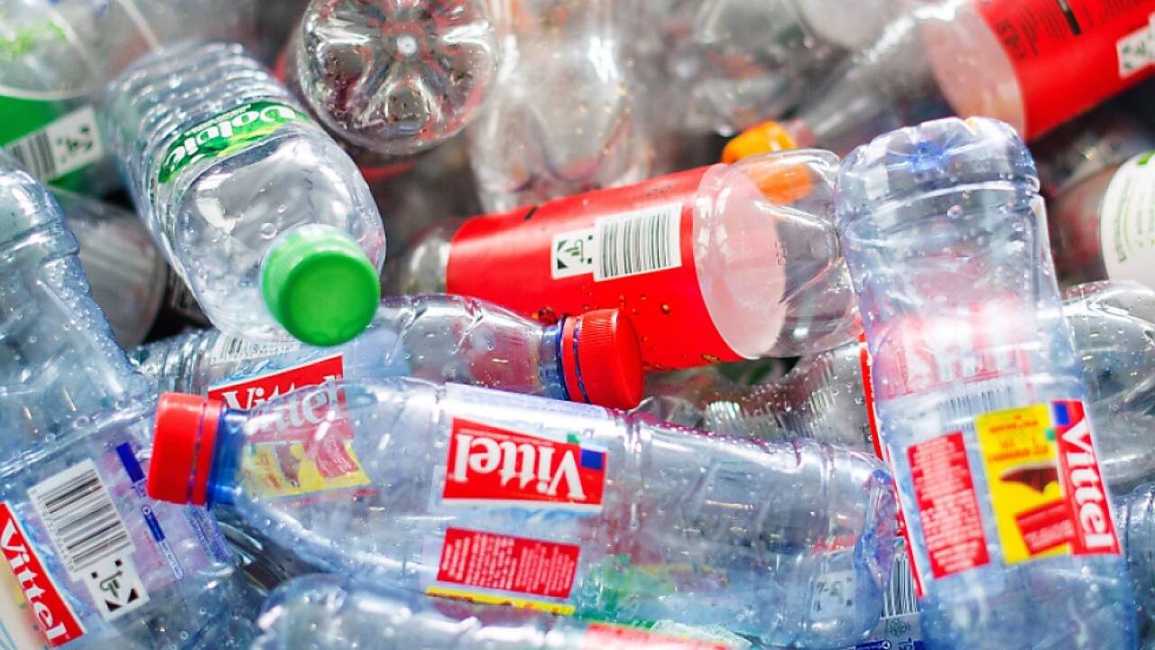 Mehrheit der Österreicher für Pfand auf Plastikflaschen | SN.at