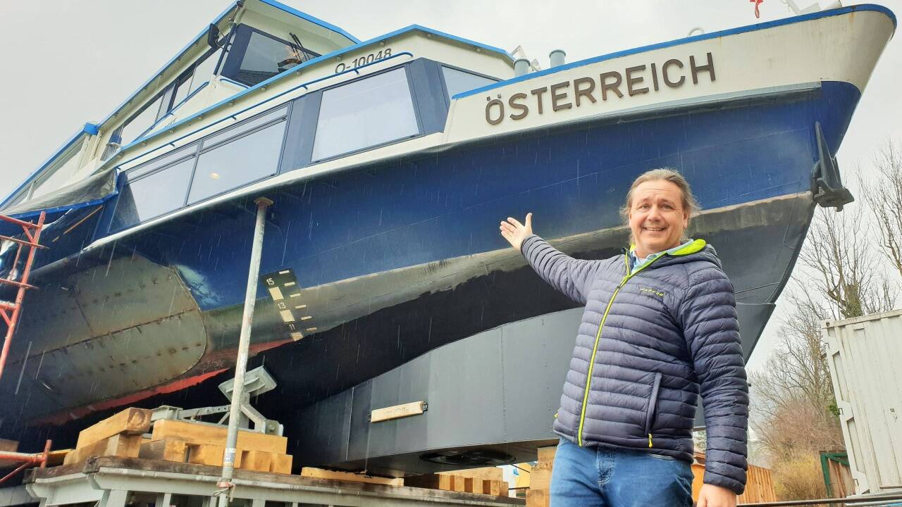 Mario Mischelin vor der „Österreich“. 