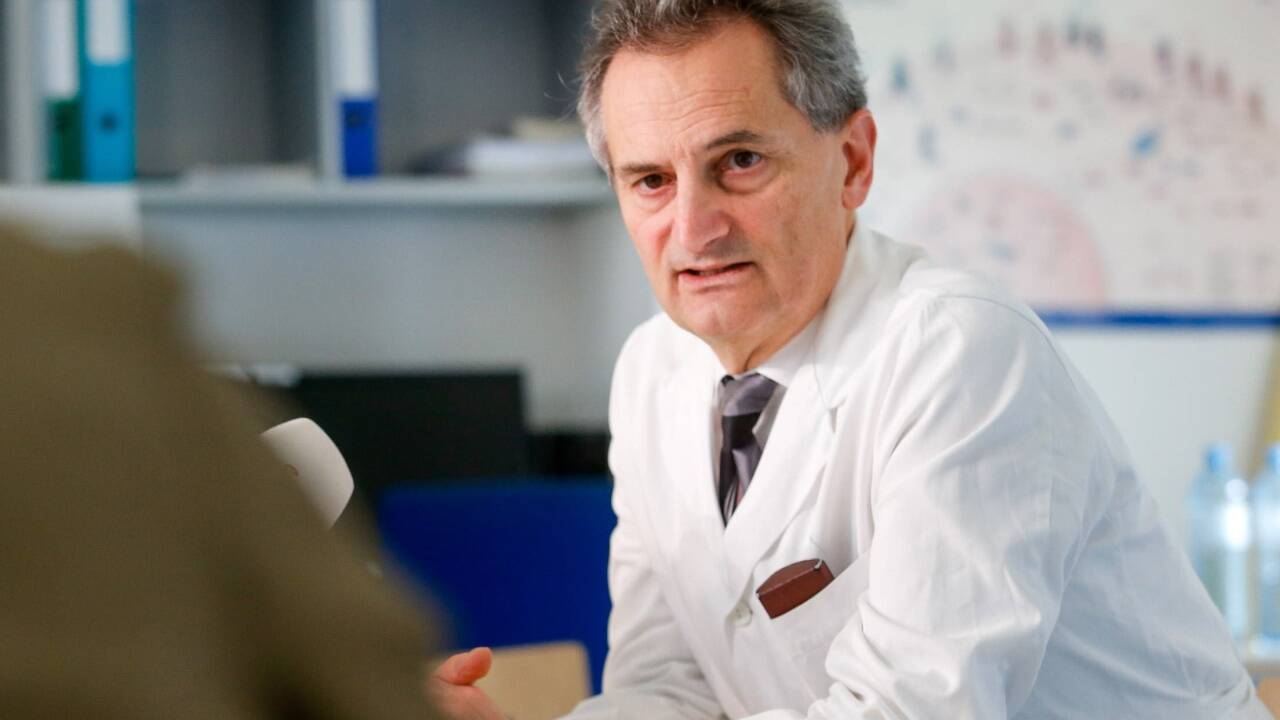 Richard Greil ist am Uniklinikum Salzburg als Leiter der III. Inneren Medizin federführend für das Choronamanagement zuständig. Richard Greil ist am Uniklinikum Salzburg als Leiter der III. Inneren Medizin federführend für das Choronamanagement zuständig.
