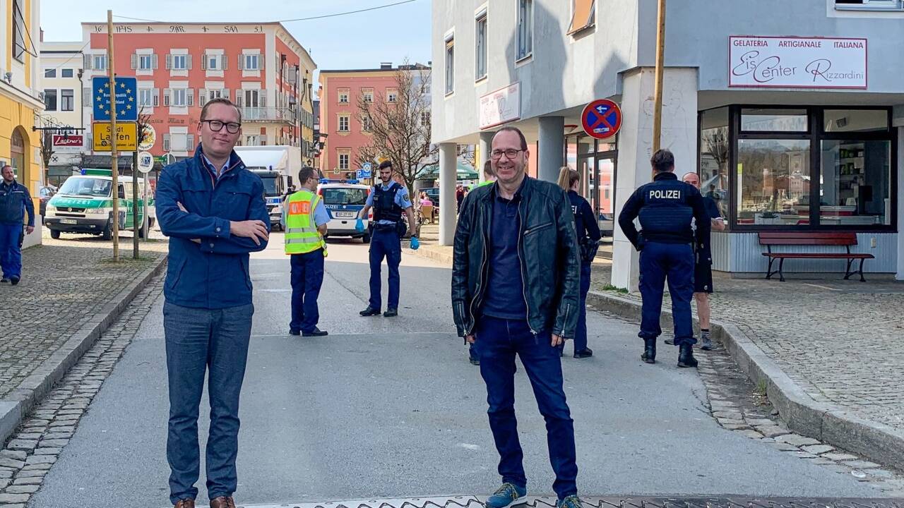 Die Bürgermeister Georg Djundja (Oberndorf) und Hans Feil (Laufen) haben für diese Lösung tagelang gekämpft.  