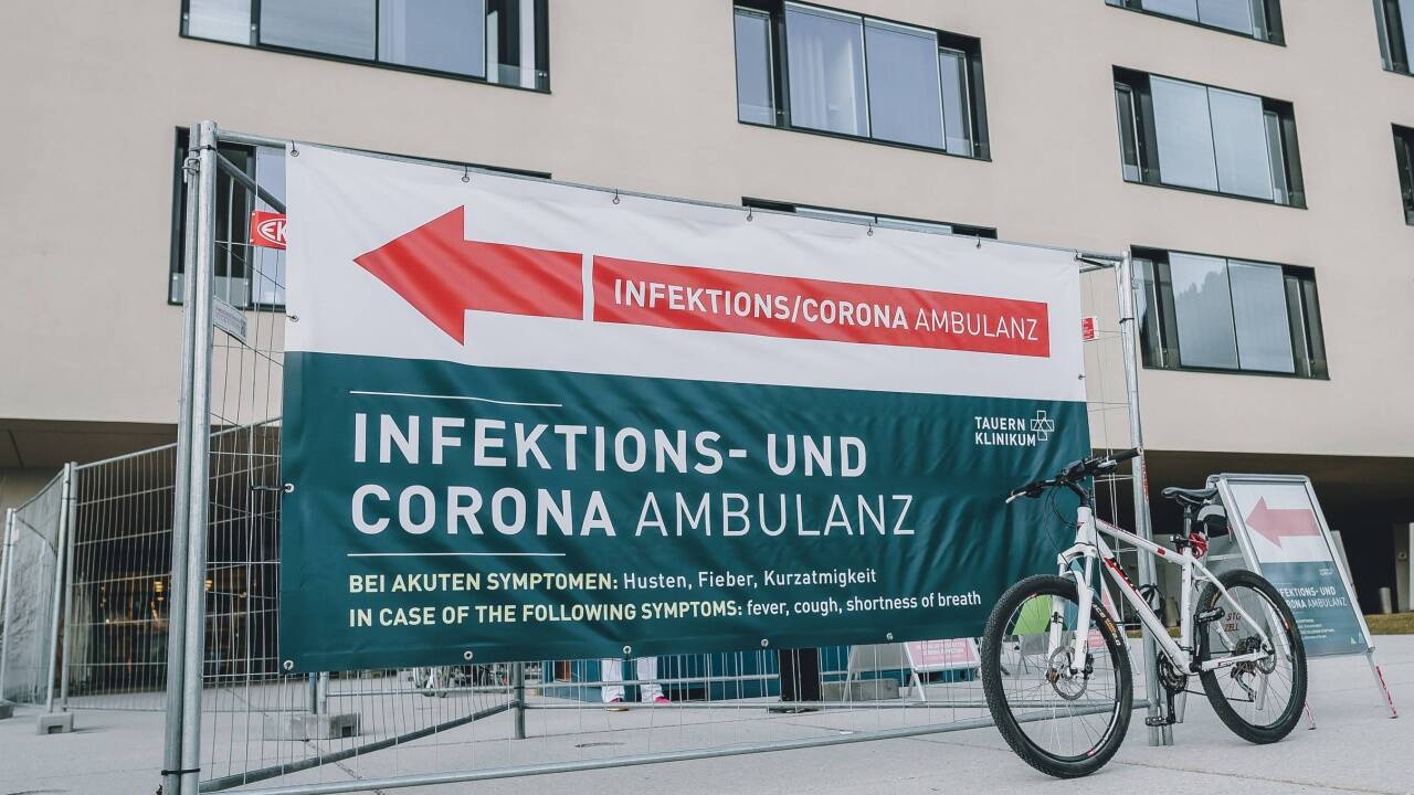 Die Zahl der Infizierten steigt täglich – auch, weil mittlerweile in Salzburg 1000 Tests am Tag durchgeführt werden. Die Zahl der Infizierten steigt täglich – auch, weil mittlerweile in Salzburg 1000 Tests am Tag durchgeführt werden.