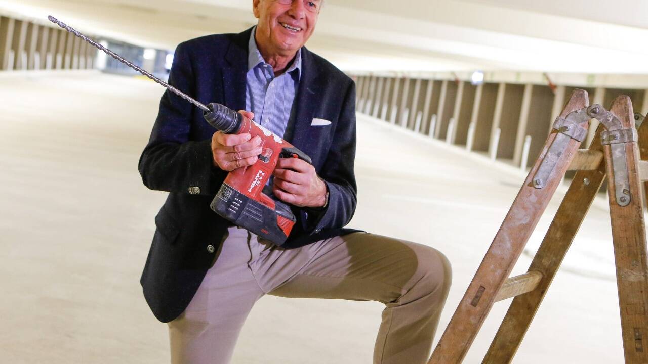 Den Baustart der Mönchsberggarage muss nun jemand anderer übernehmen. Alfred Denk geht nach 33 Jahren als Geschäftsführer in Pension.  