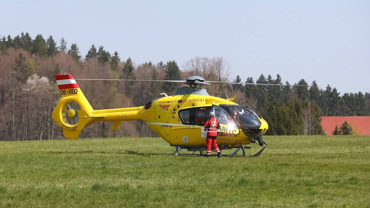 Auf der B1 in Eugendorf kam es am Freitag zu einem tödlichen Verkehrsunfall.  