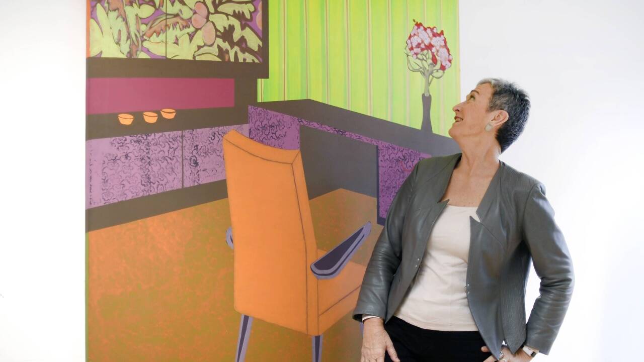 Nicht nur Ulrike Lunacek blickt auf die Kunst. Viele Kunstschaffende und Kunstliebhaber warten bereits auf eine Perspektive für weitere Lockerungen. 