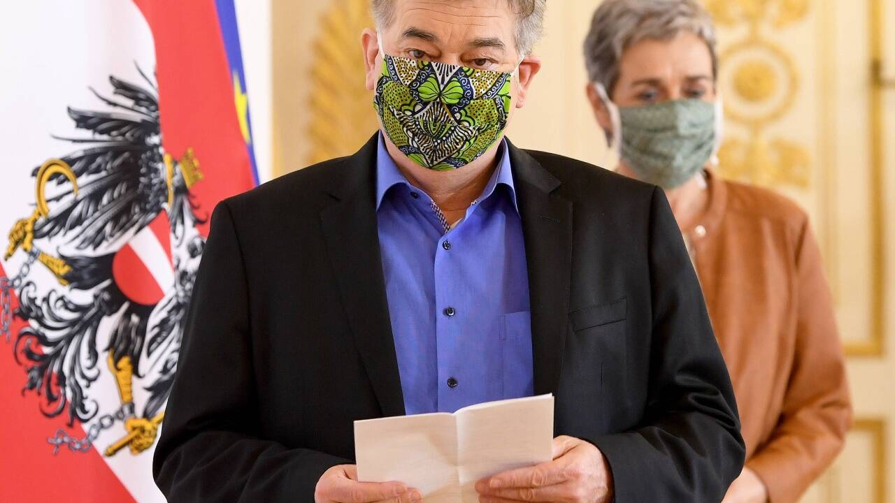 Vizekanzler Werner Kogler und Staatssekretärin Ulrike Lunacek (Grüne). 