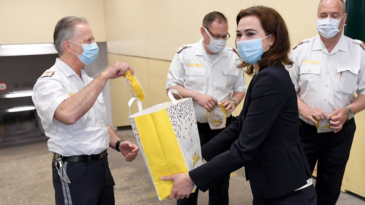 Frühstück von Ministerin am Tag der Arbeit 