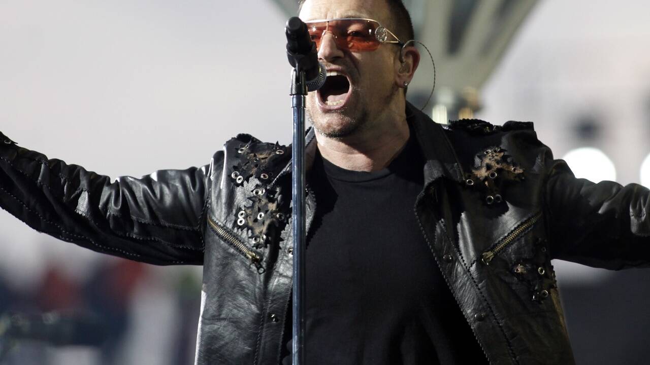 U2-Sänger Bono, hier bei einem Konzert in Berlin vor elf Jahren, wird 60. 