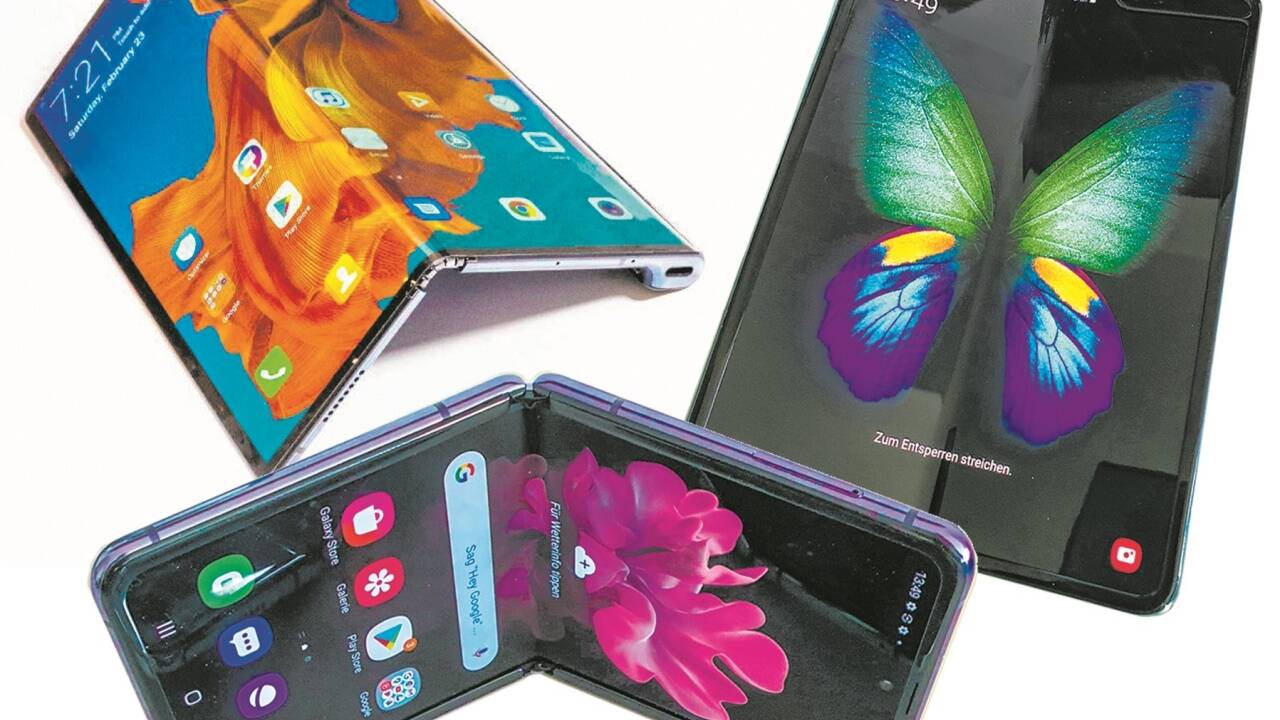 Huaweis Mate Xs sowie das Fold 5G und das Z Flip von Samsung (im Uhrzeigersinn von links oben).     Huaweis Mate Xs sowie das Fold 5G und das Z Flip von Samsung (im Uhrzeigersinn von links oben).