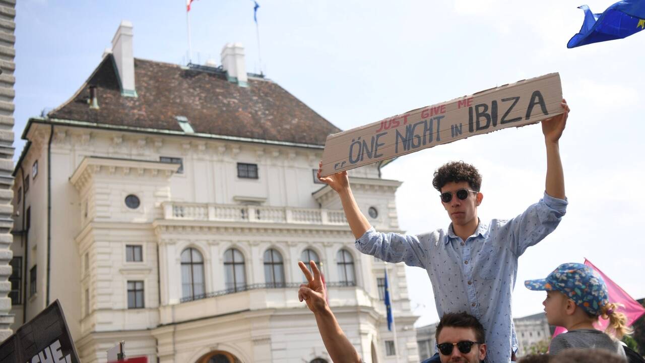  18. Mai 2019, der Tag nach Ibiza: Der Zorn der Demonstranten richtete sich gegen die türkisblaue Regierung. Doch von den Wählern wurde nur die FPÖ abgestraft.  