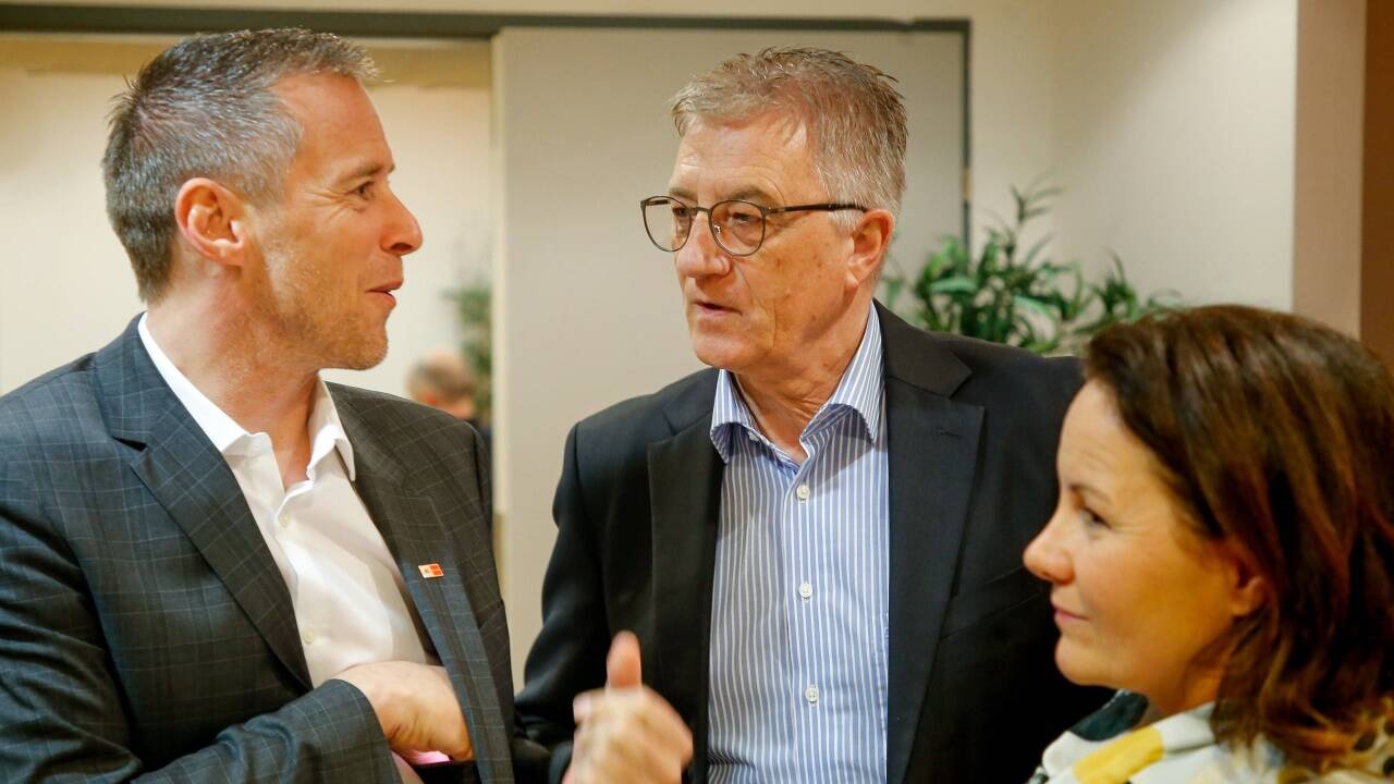 Walter Steidl (Mitte) sucht einen Nachfolger: AK-Präsident Peter Eder (links), der logische Kandidat, hat abgesagt. Ebenso ÖGK-Landesobmann Thom Kinberger. Nationalrätin Cornelia Ecker (rechts) gilt jetzt als eine Option für den Chefsessel  