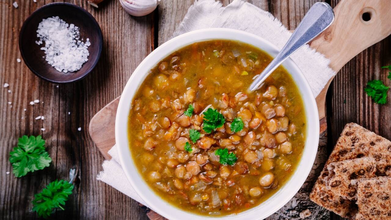 Kaum Kontakt? Da hilft ein Linseneintopf 