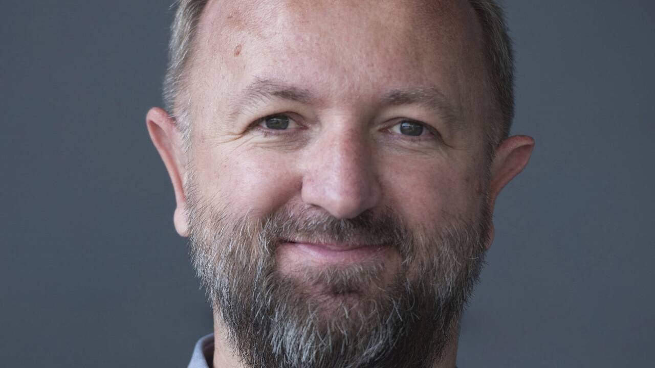 Martin Sturmer leitet das Afro-Asiatische Institut in Salzburg und hat die Plattform www.afrika.info ins Leben gerufen. 