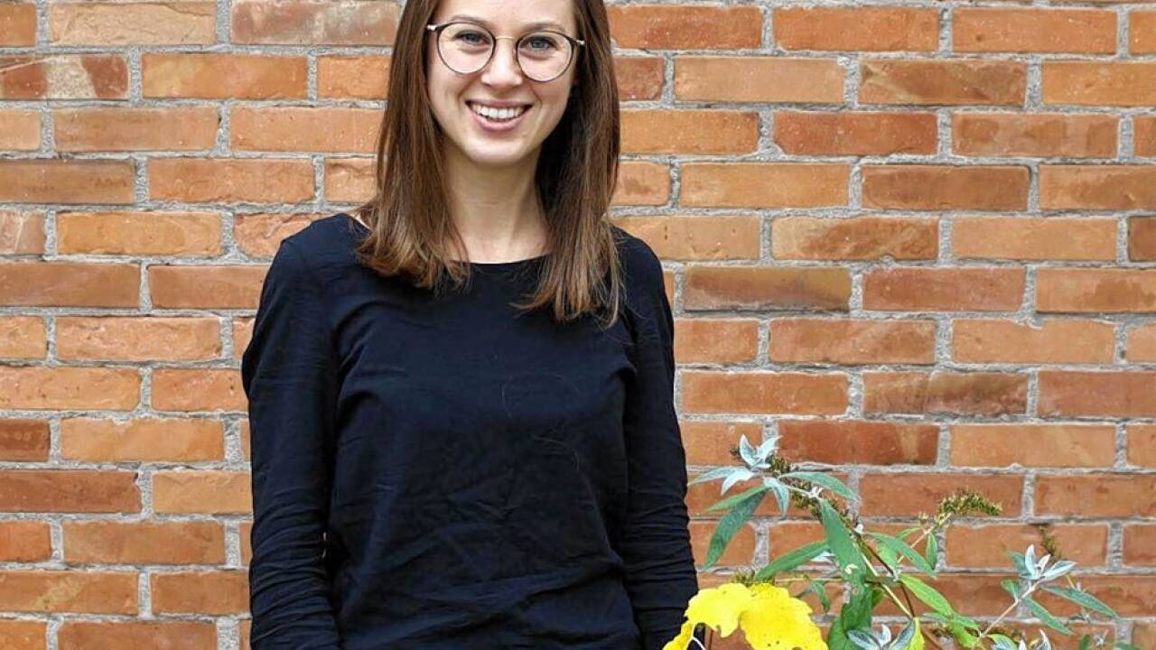 SOS-Mitarbeiterin Christina Kern gibt Tipps, damit Schüler und Eltern den Wiedereinstieg in den Schulalltag gut meistern können.Bild: SOS-Mitarbeiterin Christina Kern gibt Tipps, damit Schüler und Eltern den Wiedereinstieg in den Schulalltag gut meistern können.Bild: