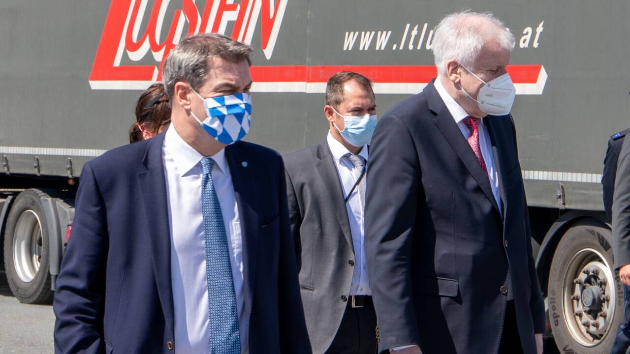 Grenzvisite des deutschen Innenministers Horst Seehofer und des Bayerischen Ministerpräsidenten Markus Söder.  Grenzvisite des deutschen Innenministers Horst Seehofer und des Bayerischen Ministerpräsidenten Markus Söder.