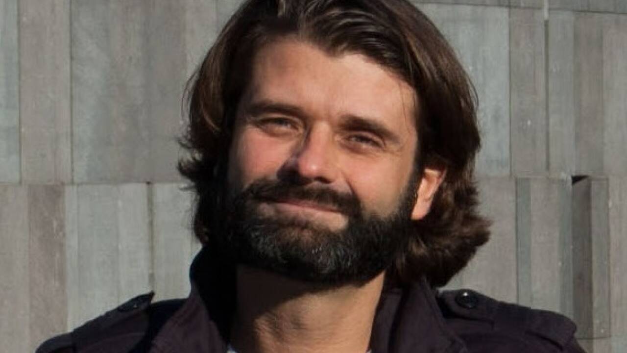 „Ich glaube, dass die Technologie noch am Anfang steht. Sie wird sich verbessern – und in zwei Jahren ist sie vielleicht konkurrenzfähig“, sagt Michael Gattereder, Geschäftsführer der Agentur DigitalWerk. „Ich glaube, dass die Technologie noch am Anfang steht. Sie wird sich verbessern – und in zwei Jahren ist sie vielleicht konkurrenzfähig“, sagt Michael Gattereder, Geschäftsführer der Agentur DigitalWerk.