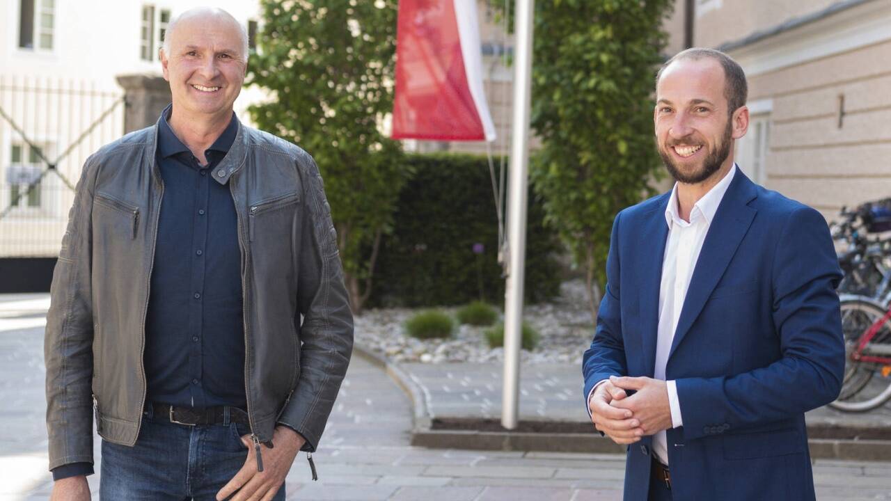 Der neue SPÖ-Chef und der künftige SPÖ-Abgeordnete im Chiemseehof: David Egger (rechts) und Johann Ganitzer.  