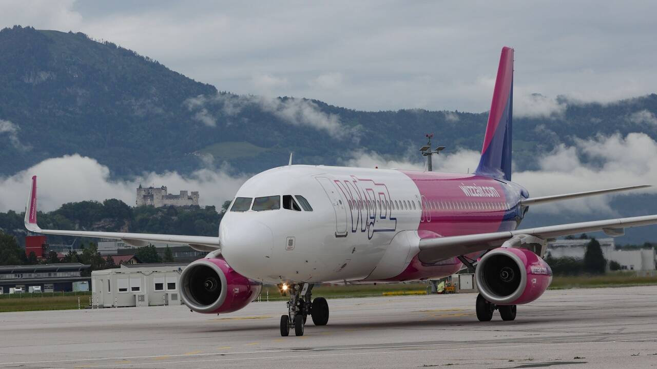 In Österreich fliegt Wizz Air bisher nur Wien-Schwechat an. Im Juli kommt Salzburg als zweite Destination hinzu. Die Maschine am Freitag hatte „nur“ den Airlinechef im Gepäck. 