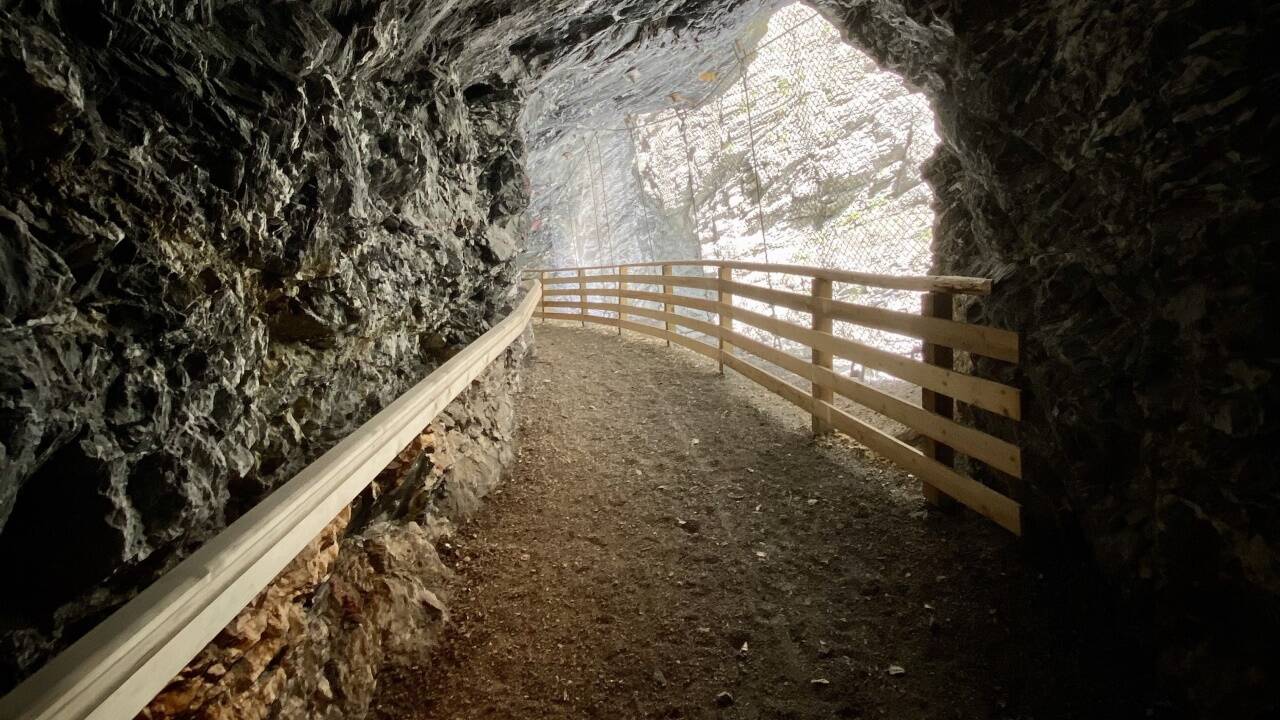 Neue Tunnel- und Galerieanlagen.<br> 