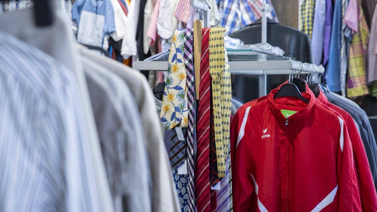 Immer gefragt in den Carla-Shops: Gut erhaltene und modische Männerkleidung.  