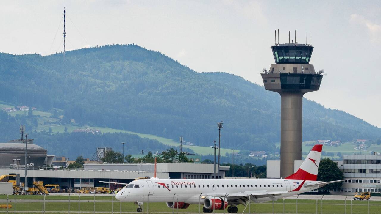 1000 AUA-Flüge mit rund 105.000 Passagieren gab es 2018 auf der Strecke Salzburg-Wien, 2019 waren es 900 Flüge mit rund 90.000 Passagieren. Nun muss die AUA die Kurzstrecke nach Wien streichen.  