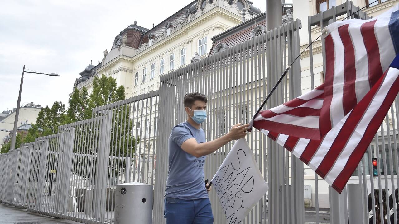 Böses Amerika? Wer sich gegen Rassismus und Menschenrechtsverletzungen engagiert, könnte damit im eigenen Land anfangen.  