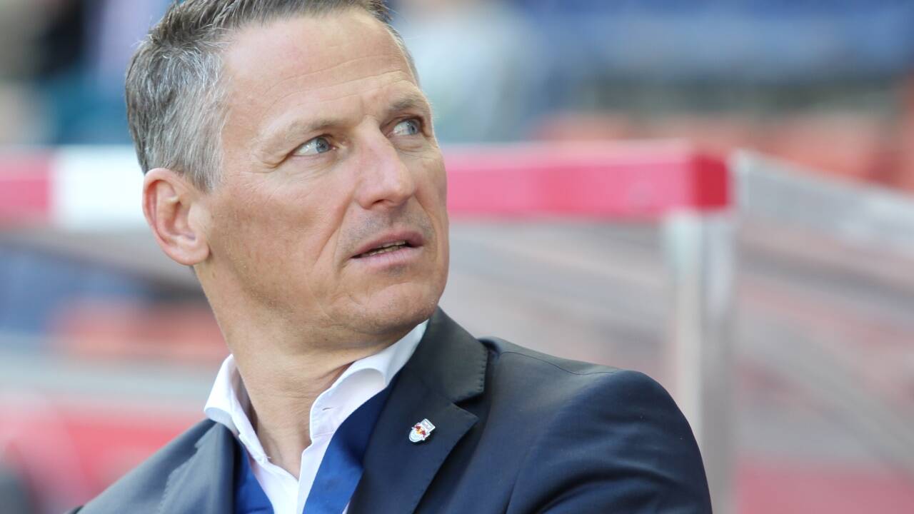 „Befinden uns im Notbetrieb“, sagt RB-Salzburg-Geschäftsführer Stephan Reiter. „Befinden uns im Notbetrieb“, sagt RB-Salzburg-Geschäftsführer Stephan Reiter.