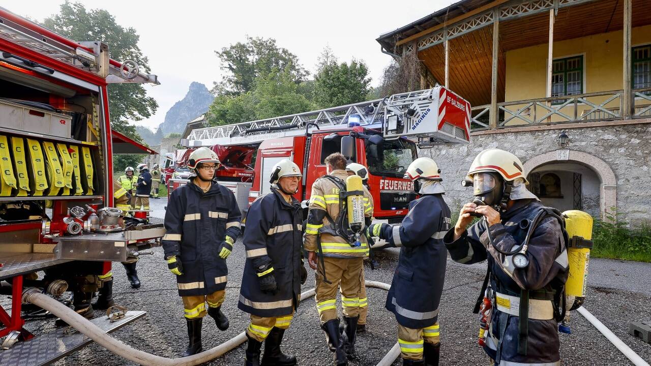 Rund 80 Feuerwehrleute aus Koppl, Hof, Eugendorf und der Stadt Salzburg waren im Einsatz. 