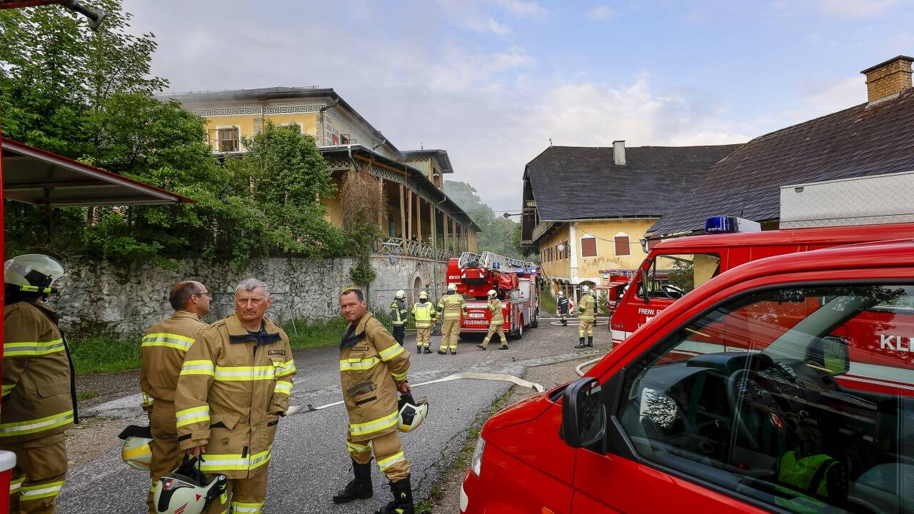 Rund 80 Feuerwehrleute aus Koppl, Hof, Eugendorf und der Stadt Salzburg waren im Einsatz. 