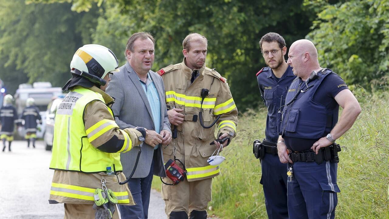 Bürgermeister Rupert Reischl fiel „ein Stein vom Herzen“, dass die Villa gerettet wurde. 