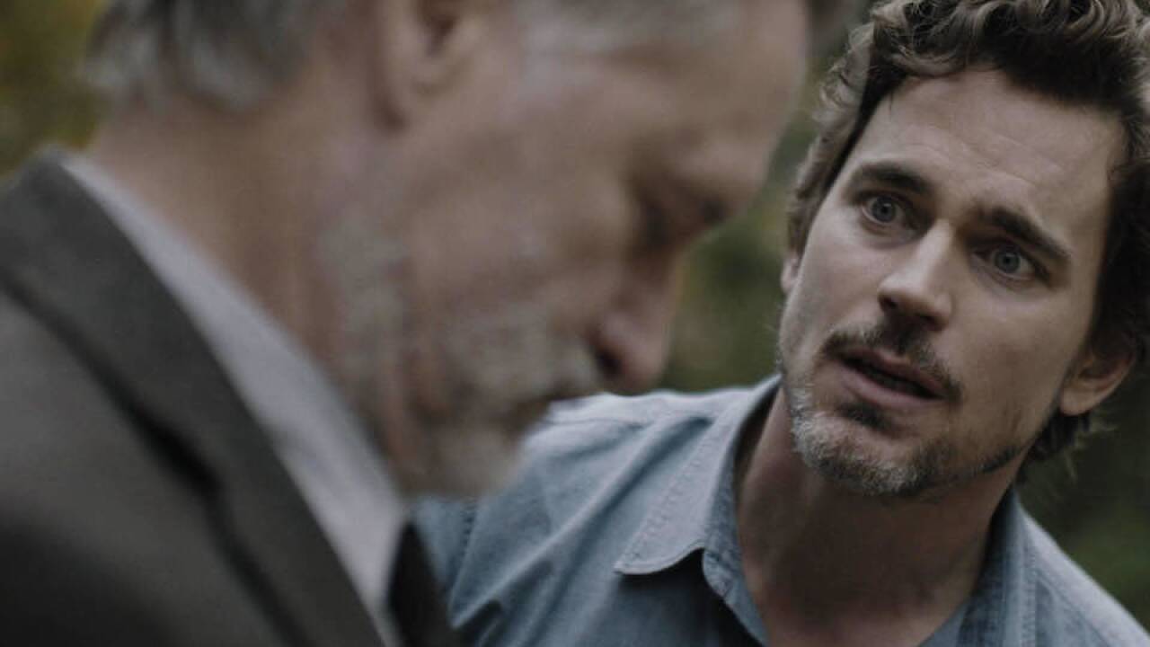 Der alte Polizist und der unheimliche Lehrer: Bill Pulham und Matt Bomer in der dritten Staffel von „The Sinner“.  Der alte Polizist und der unheimliche Lehrer: Bill Pulham und Matt Bomer in der dritten Staffel von „The Sinner“.