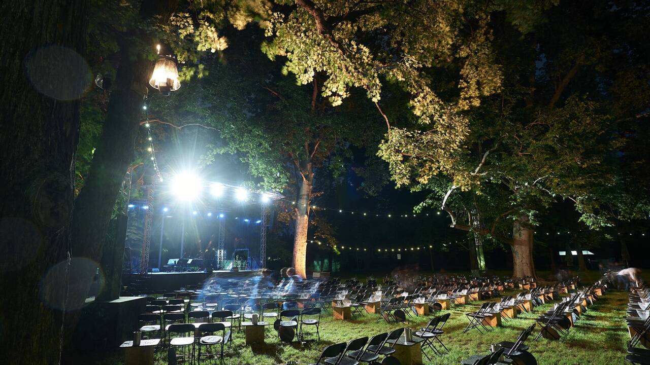 Das Ambiente im Privatgarten des Palais Schwarzenberg. 