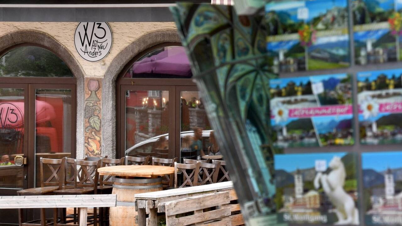 Zwei Nachtlokale wurden geschlossen. Zwei Nachtlokale wurden geschlossen.