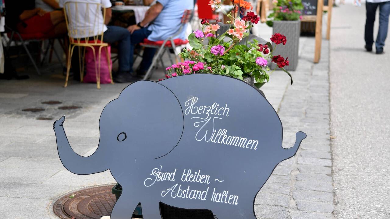 St. Wolfgang ist einer der wichtigsten Tourismusorte in Oberösterreich. St. Wolfgang ist einer der wichtigsten Tourismusorte in Oberösterreich.