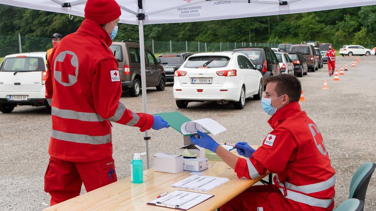 In der Drive-in-Station des Roten Kreuzes in St. Wolfgang wurde am Wochenende getestet. In der Drive-in-Station des Roten Kreuzes in St. Wolfgang wurde am Wochenende getestet.