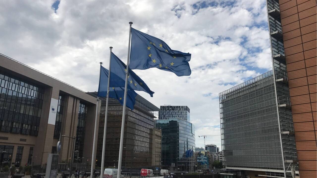 In den Gebäuden von Rat und Kommission in Brüssel wird es zunehmend leer.  