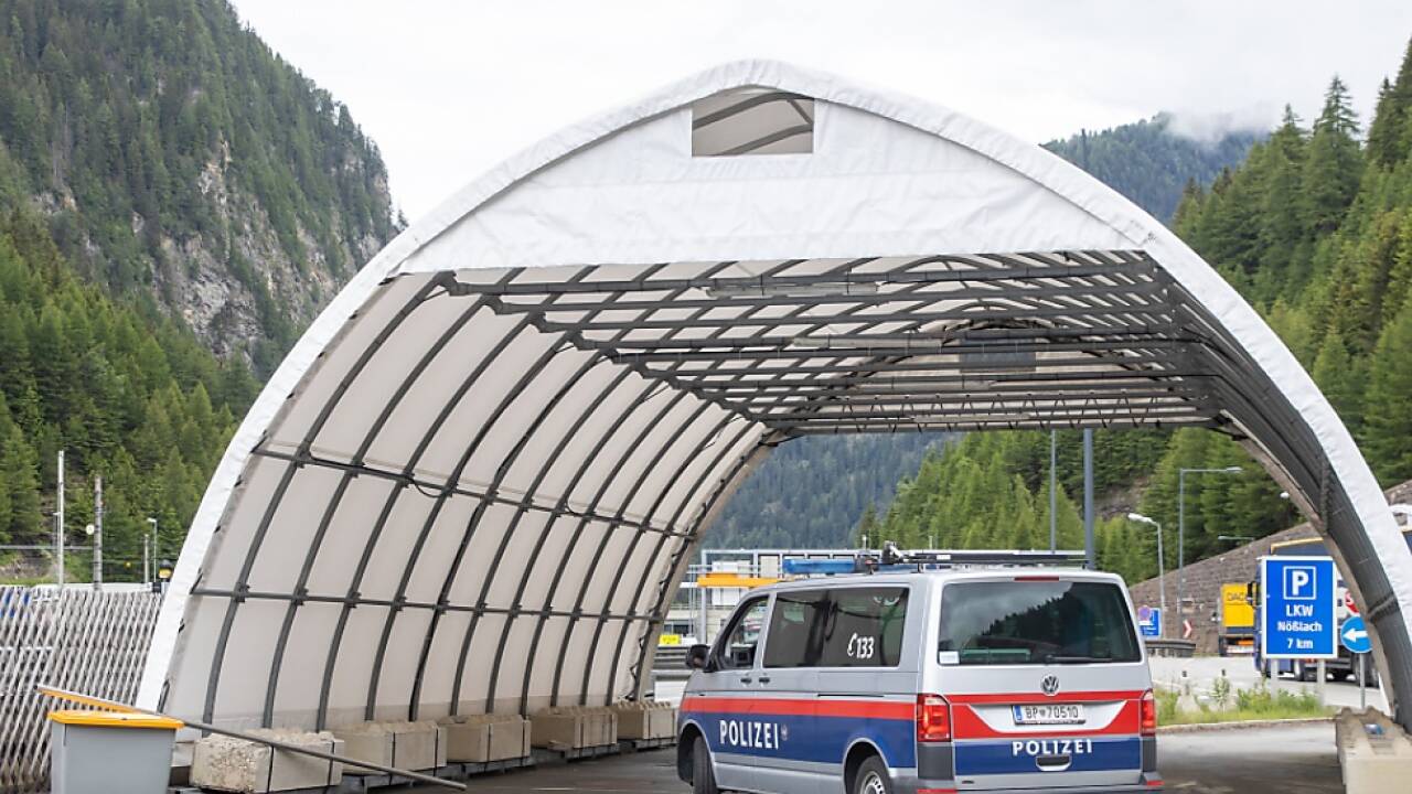 Aktion scharf wegen 'Reiserückkehrern aus Risikoländern am Balkan' 